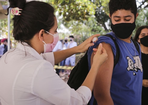 Brasil atinge marca de 320 milhões de vacinas aplicadas contra Covid-19