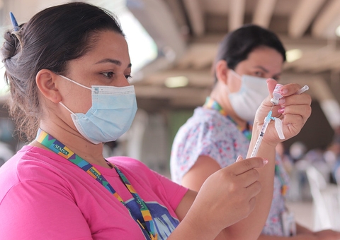 Covid-19: Mais de 256 mil estão com a 2ª dose da vacina atrasada em Manaus