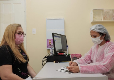 Unidades de Saúde oferecem serviços de prevenção no ‘Outubro Rosa' em Manau