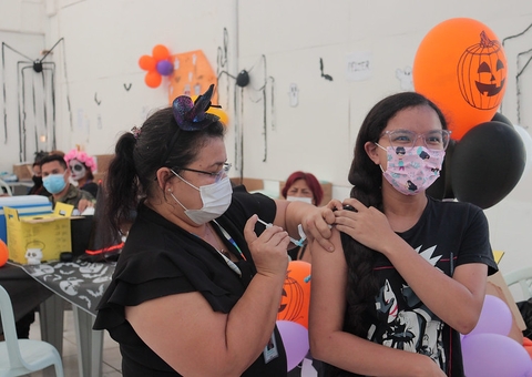 Vacinação contra Covid-19 será retomada após feriado prolongado em Manaus