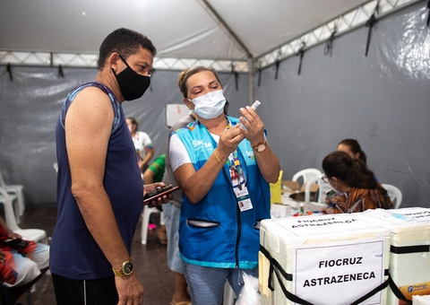 Mais de 102 mil pessoas deixaram de se vacinar contra Covid-19 em Manaus