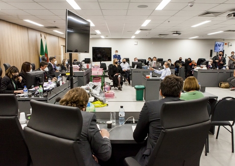 Caso Boate Kiss: julgamento terá depoimentos de sobrevivente e testemunha de acusação neste sábado