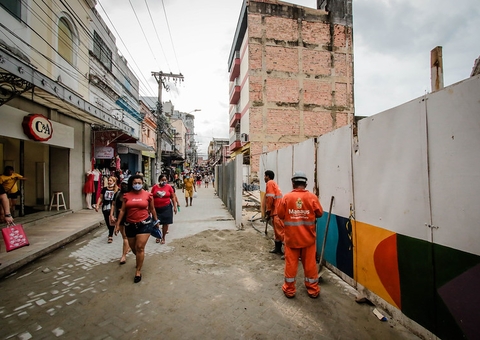 Henrique Martins é liberada para pedestres após desabamento de prédio