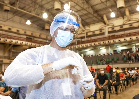 Prefeitura contrata 500 profissionais de saúde devido a aumento de casos de covid em Manaus