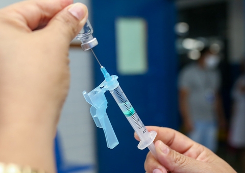 Manaus terá 14 pontos de vacinação contra covid neste sábado