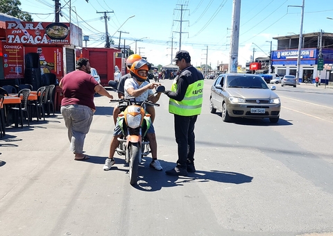 Veículos do transporte alternativo são fiscalizados no fim de semana   