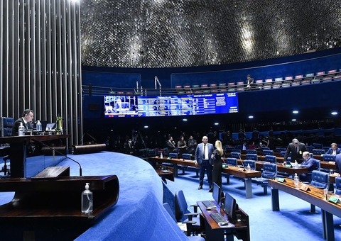 Senado aprova texto-base do primeiro turno da PEC da Transição