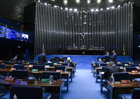 Senado aprova MP que aumenta para R$ 400 piso do Auxílio Brasil 