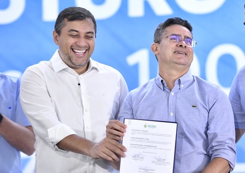 Prefeitura e governo firmam contrato de R$ 36,4 milhões para compra de ônibus elétricos