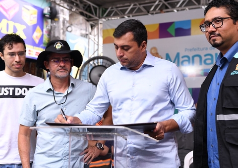 Prefeitura e Governo assinam ordem de serviço para reforma da feira do Alvorada, em Manaus