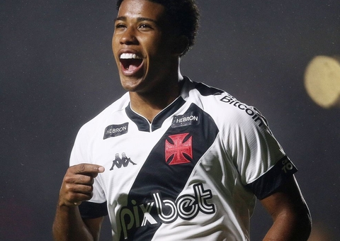 Chelsea anuncia contratação de ex-Vasco Andrey Santos