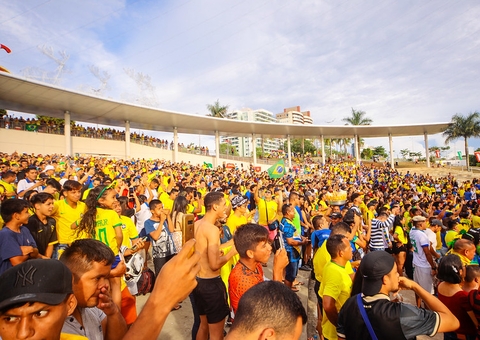 Copa do Mundo: Jogo Brasil x Suíça será transmitido na Ponta Negra na segunda-feira