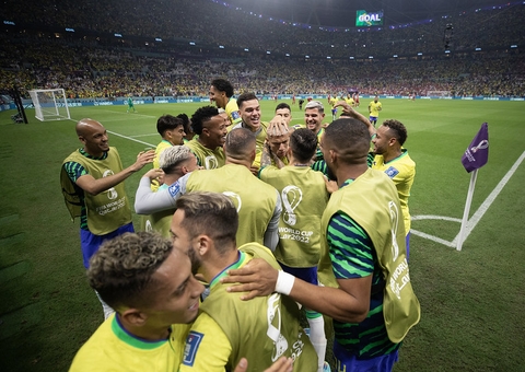 Richarlison brilha em estreia da seleção e Brasil vence a Sérvia