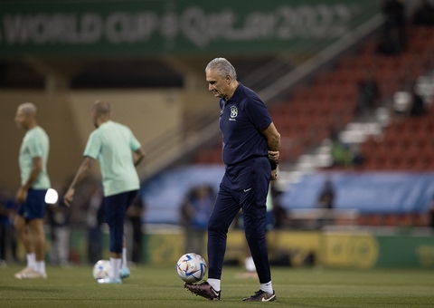 Tite comanda Seleção no último treino antes do jogo contra Camarões