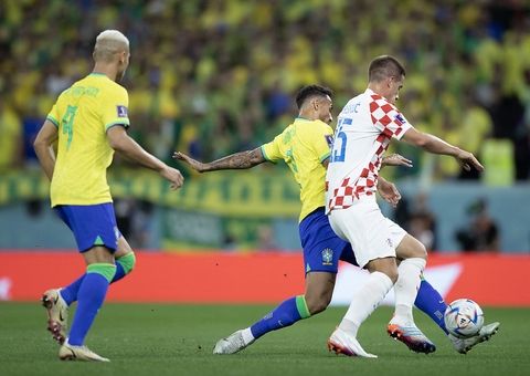 Croácia empata com Brasil na prorrogação e decisão será nos pênaltis