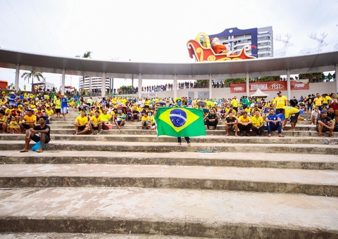 Com derrota do Brasil, transmissão dos jogos da Copa são encerrados na Ponta Negra em Manaus