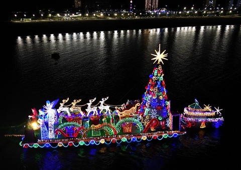 'Presépio Flutuante' vai percorrer 38 comunidades ribeirinhas em Manaus 