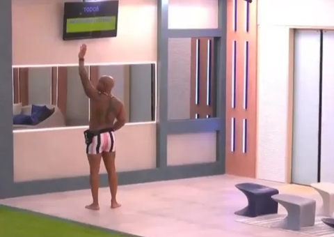 Cezar fica preso na área externa após ser esquecido pela produção do BBB23