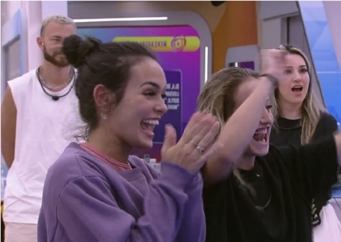 Bruna Griphao e Larissa comemoram primeira festa do líder no BBB23