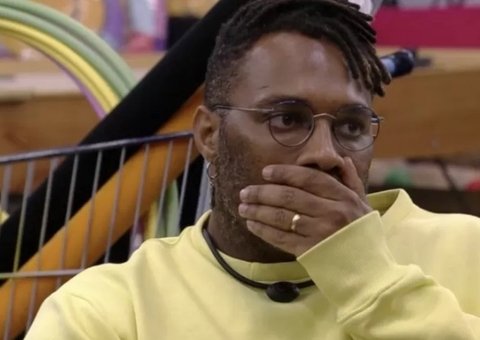 Nicácio e Marília flagram Cezar falando mal de Domitila 