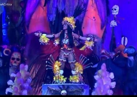 Isabelle Nogueira faz entrada triunfal durante Lenda Amazônica