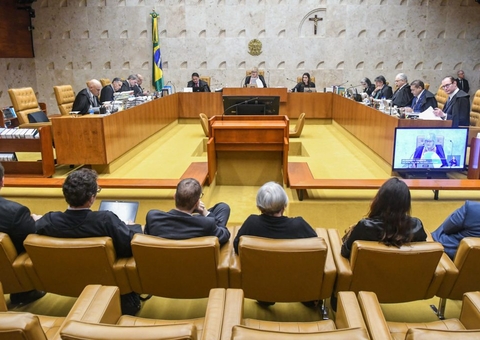 Ministro do STF pede vista e adia julgamento sobre porte de maconha