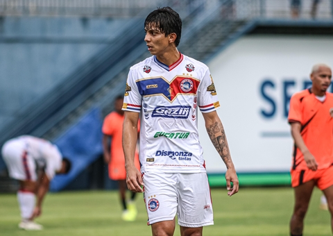 Zagueiro, volante e atacante retornam ao Amazonas FC após empréstimos