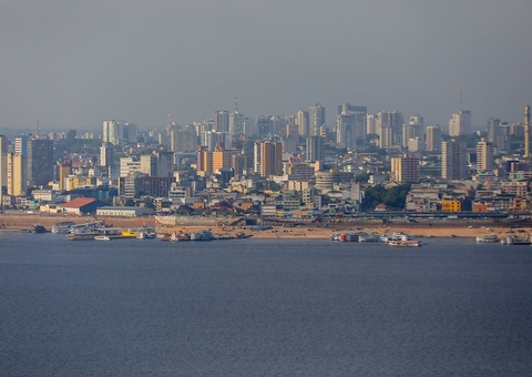 Rio Negro seca quase 10 centímetros em três dias em Manaus