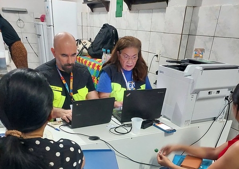 Manaus realiza ação para emissão de passe livre para PCDs e Idosos