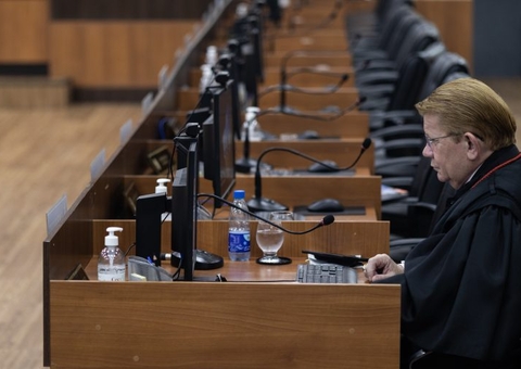No Amazonas, detento pode ter pena abatida pela leitura desde que entenda o que leu