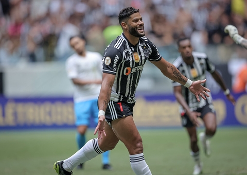 Atlético-MG vence o Grêmio e segue na luta pelo título do Brasileirão