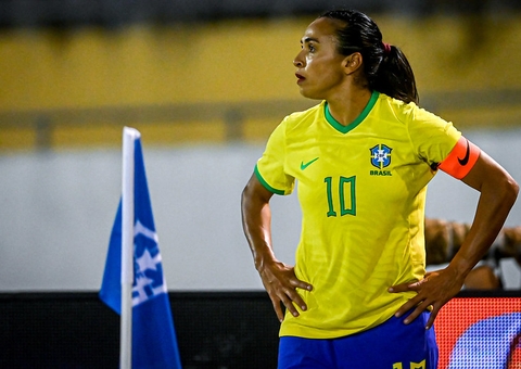 Brasil termina 2023 fora do top 10 no ranking feminino da Fifa
