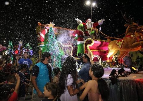 Confira a programação da 'Parada Natalina' deste sábado em Manaus