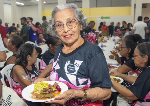 Com refeição a R$ 1, ‘Prato do Povo’ é inaugurado no Armando Mendes