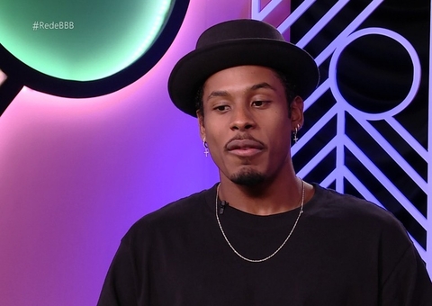 Vice-campeão do BBB22, PA chora ao rever filho e pergunta pela ex