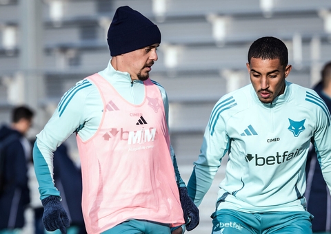 Diretor do Corinthians explica empréstimo de Fagner