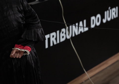 Dupla que matou pai e filho por rivalidade entre facções é condenada em Manaus