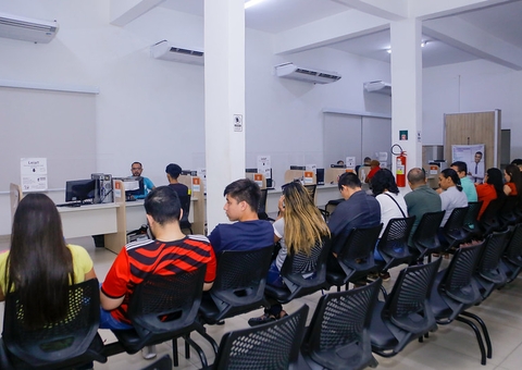 Balcão do Sine ofertará 245 vagas de emprego nesta segunda-feira