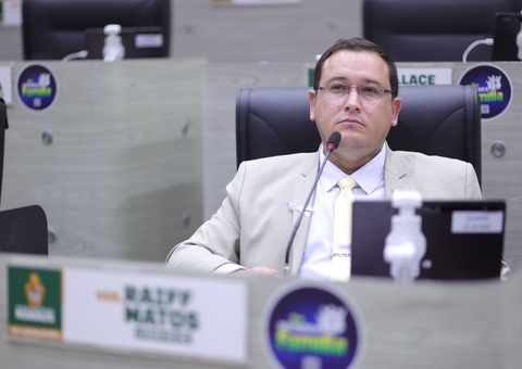 Vereador propõe leitura da Bíblia como livro paradidático em escolas de Manaus