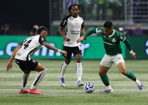 Corinthians aproveita expulsão, domina o Palmeiras e vai às quartas da Copa do Brasil