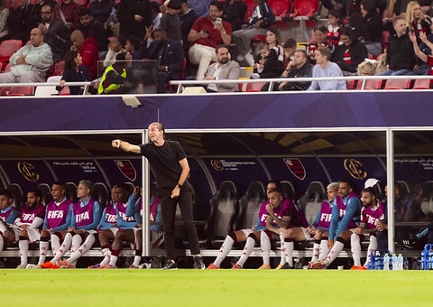 Abel e Filipe Luís estão entre 10 melhores técnicos do mundo, diz IFFHS