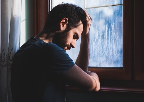 Saiba como identificar sinais de alerta para evitar entrar em depressão