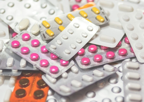 Uso excessivo de anti-inflamatórios pode comprometer a saúde renal