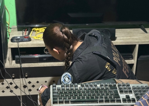 PF prende homem com dezenas de imagens de pornografia infantil em Manaus