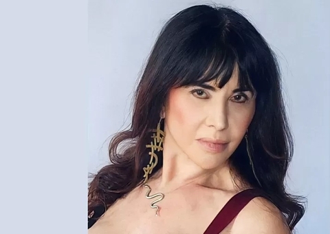 Atriz Claudia Alencar recebe alta do hospital após cirurgia 