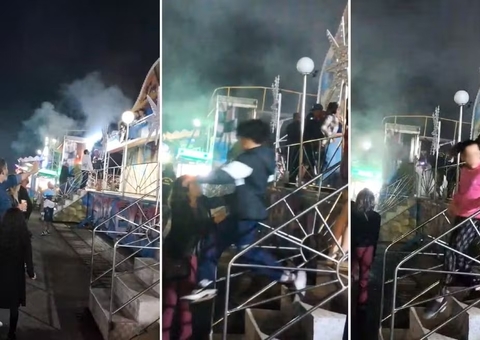 Suspenso, brinquedo pega fogo e causa pânico em parque de diversões; veja vídeo