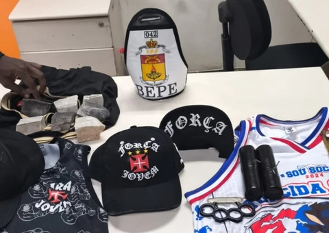 Torcedores organizados do Vasco são detidos pela PM por tentar atacar rivais