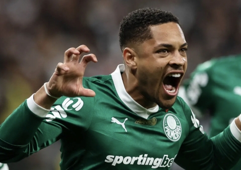 Estudo elege Vitor Roque, do Palmeiras, como melhor jogador sub-21