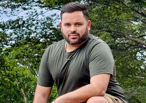 Ex-BBB Michel trabalha como motorista de app em BH