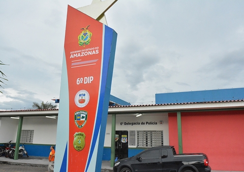 PM apreende submetralhadora e outras 5 armas com suspeitos em Manaus